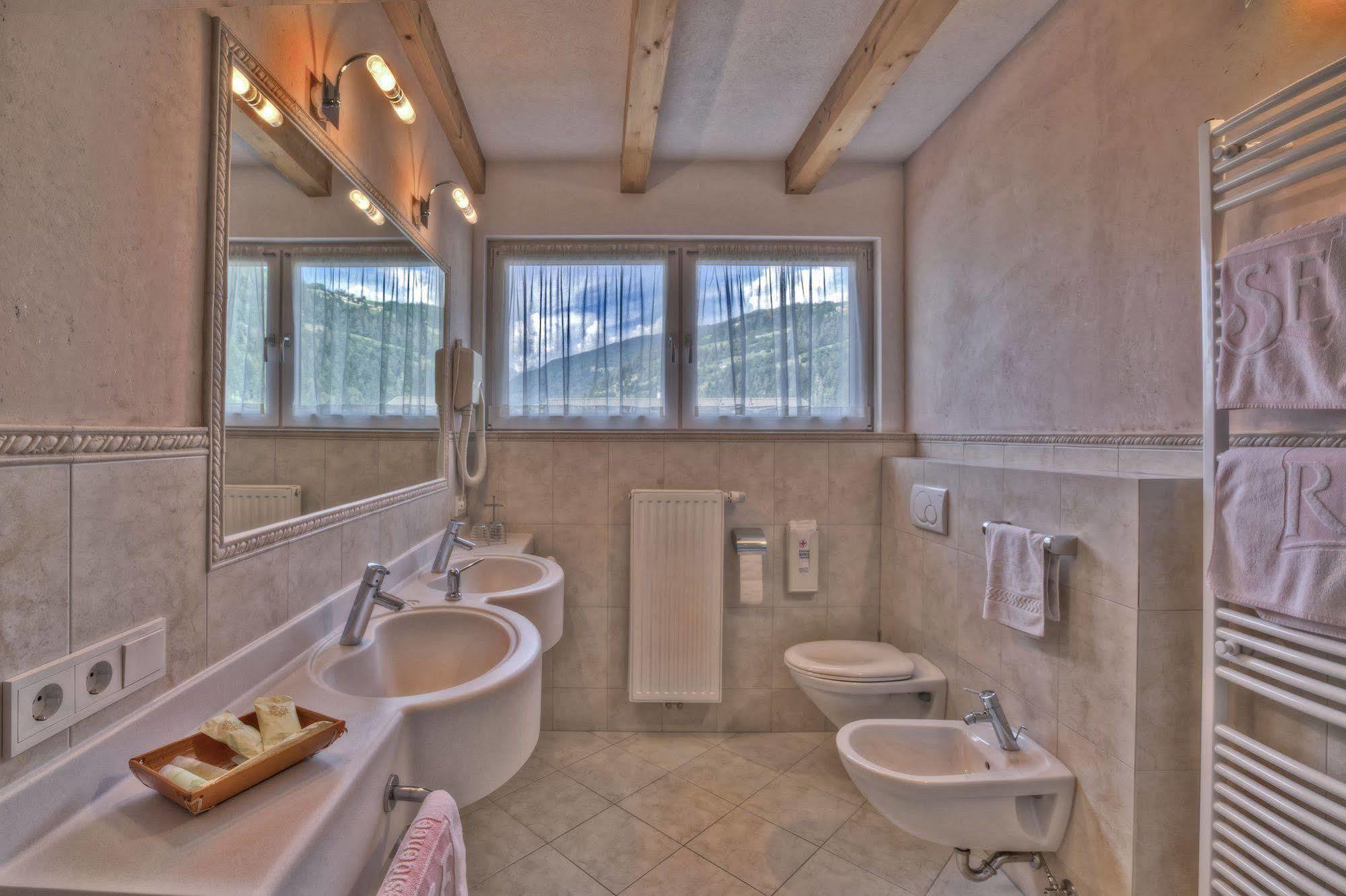 Hotel Residence Rose Vipiteno Luaran gambar